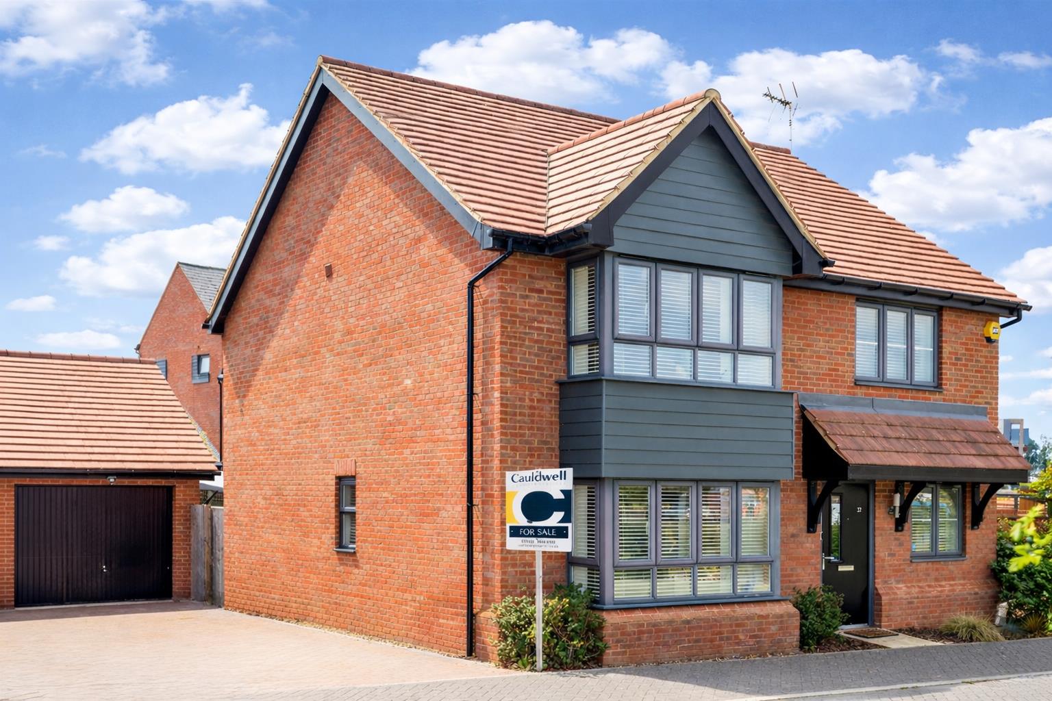 4 bed property in Friesland Avenue, Milton Keynes